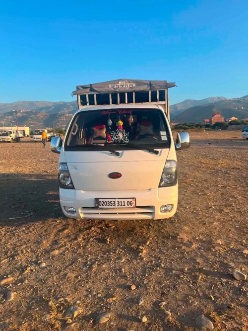 Kia Ka2700 2011
