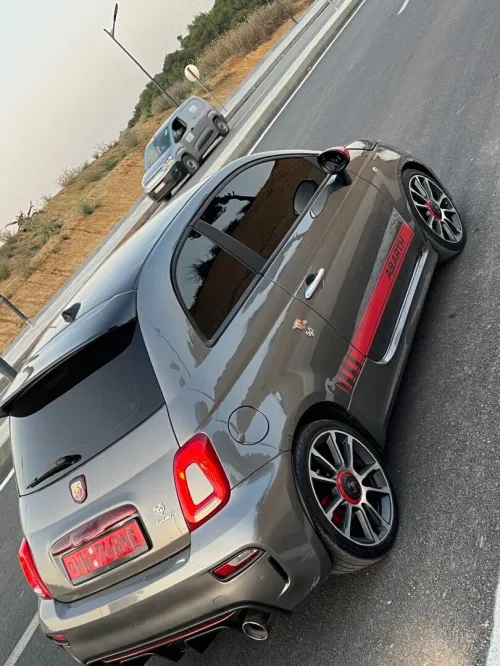 Fiat 500 2022 Abarth