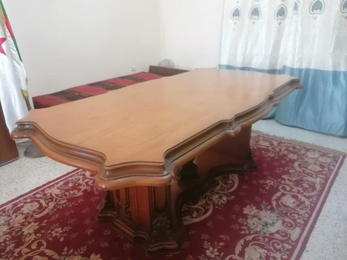 table avec 8 chaises