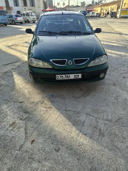 Megane Megan 1 2001 Megan hatchback 5