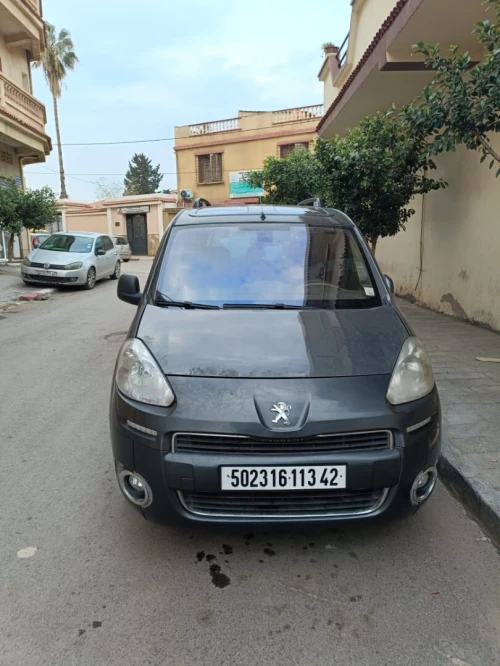 Peugeot Partner 2013 Tepee Allure 