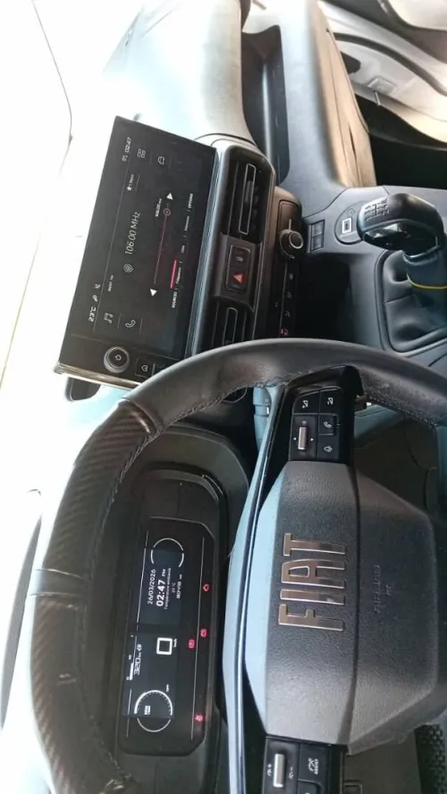 Fiat Doblo 2024 03 places