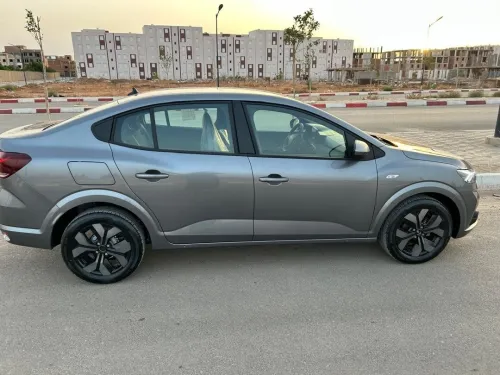 Dacia Logan 2025 Extr
