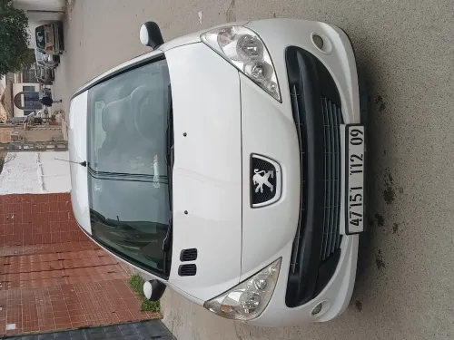 Peugeot 206 Plus 2012 generation