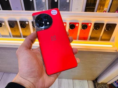 ONE PLUS 11 R