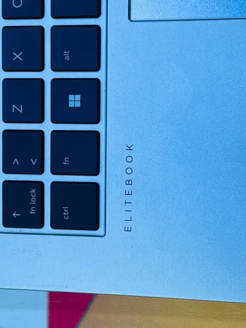 HP ELITEBOOK G8 