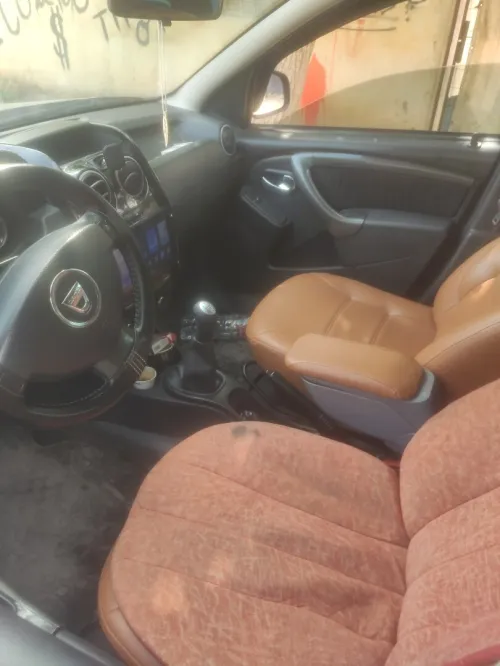 Dacia Duster 2016 Laureate