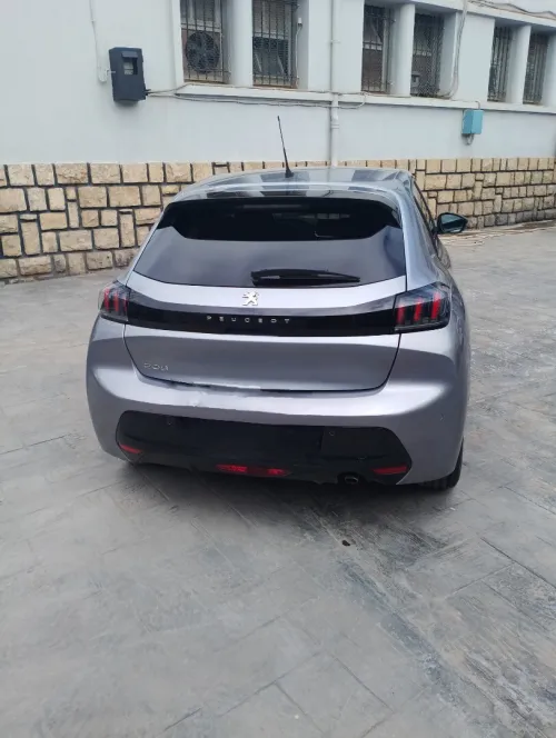 Peugeot 208 2023 Allure Pack