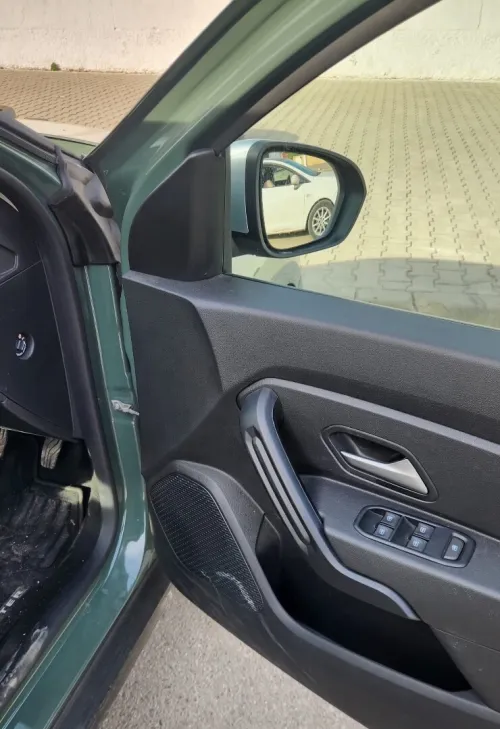Dacia Duster 2023 Volant a droite