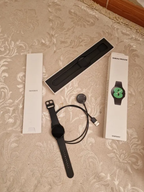 SAMSUNG WATCH 4 40MM