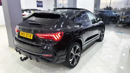 Audi Q3 2023 Sline