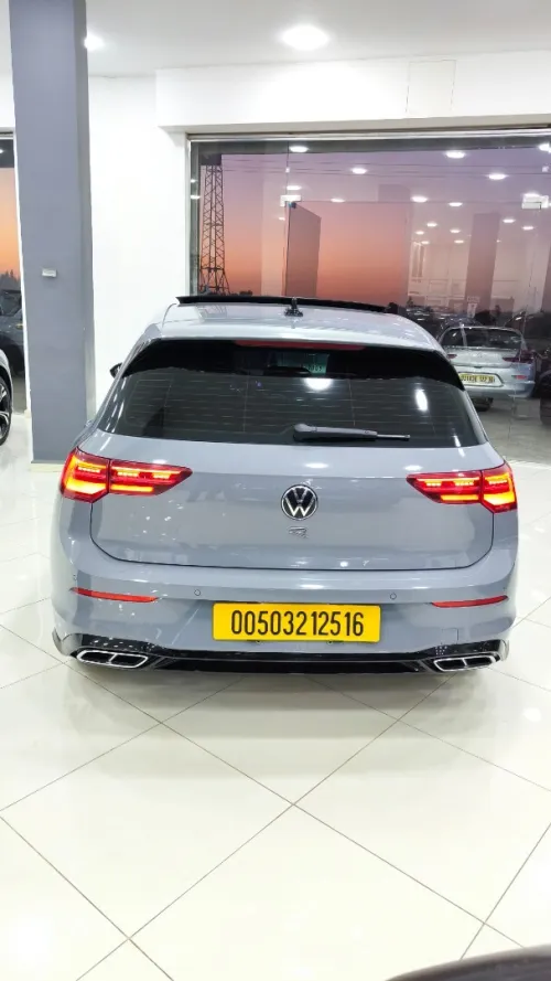 Volkswagen Golf 8 2025 Pro R-line