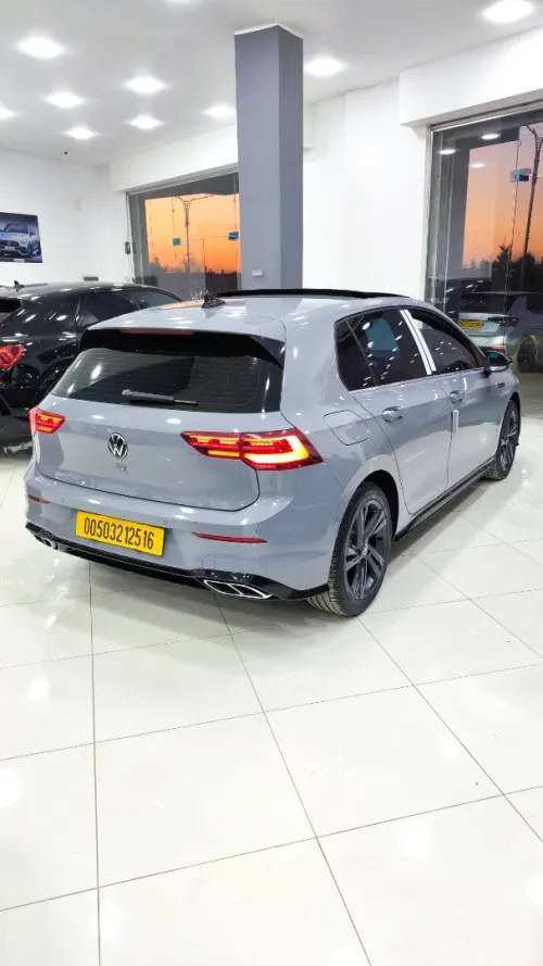 Volkswagen Golf 8 2025 Pro R-line
