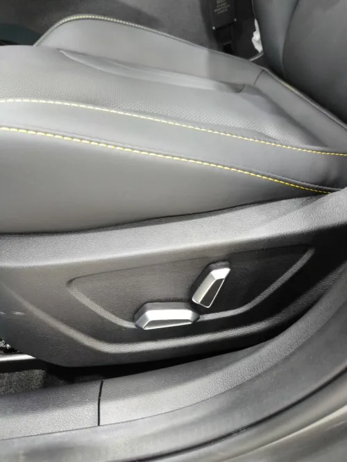 Geely Coolray 2026 Flagship