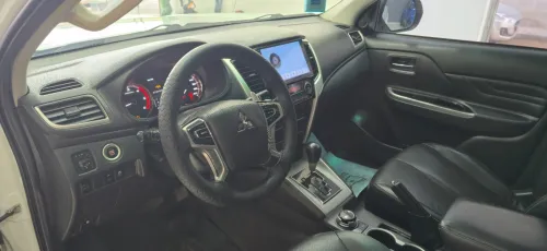 Mitsubishi L200 2022 Doube cabine Evolution