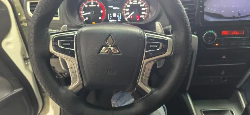 Mitsubishi L200 2022 Doube cabine Evolution