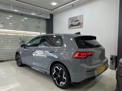 Volkswagen Golf 8 2025 R-Line