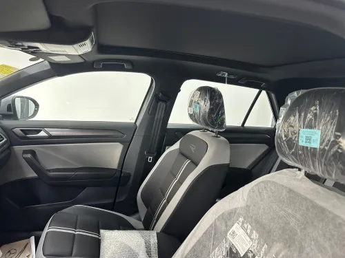 Volkswagen T-Roc 2025 R-Line 
