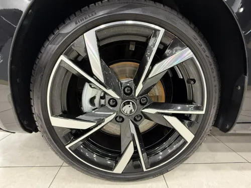 Skoda OCTAVIA 2025 Sport Line