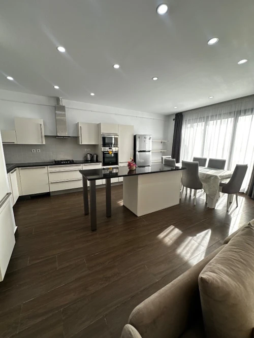 Location Appartement Penthouse F4 Alger Hydra
