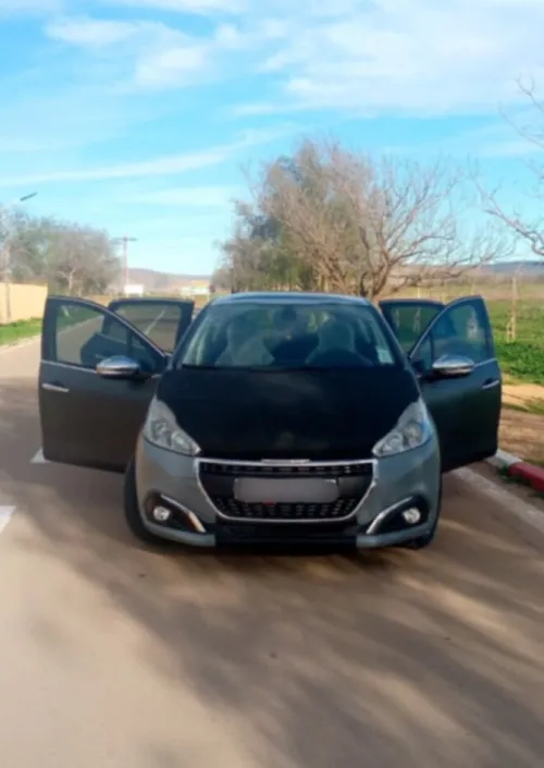 Peugeot 208 2018 Allure Facelift