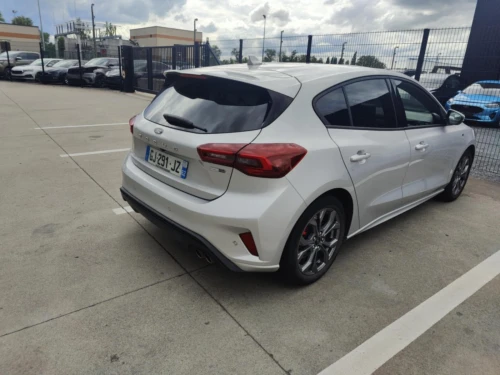 Ford Focus 5 portes 2022 St line