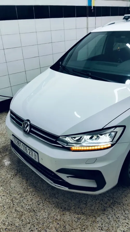 Volkswagen Touran 2016 R Line