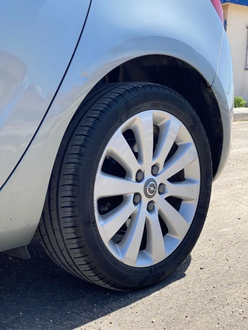 Opel Astra 2015 COSMO