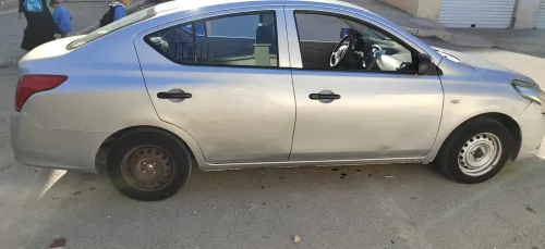 Nissan Sunny 2015 
