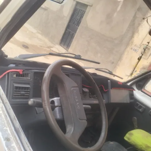Nissane 2000 