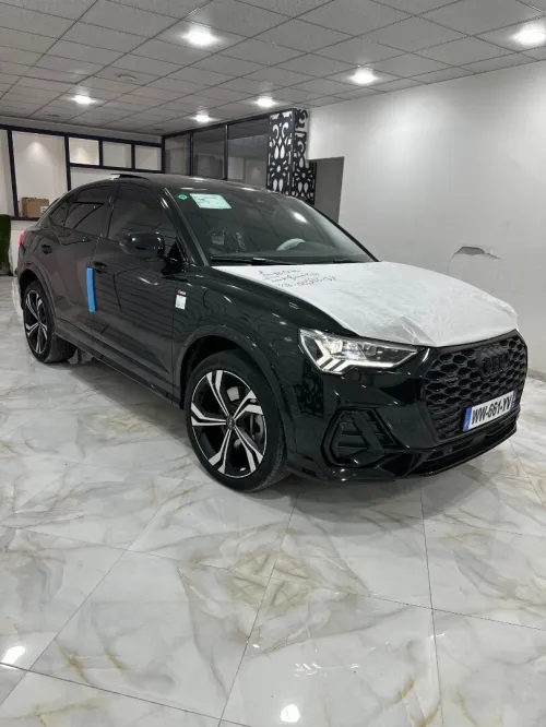 Audi Q3 2022 Édition black