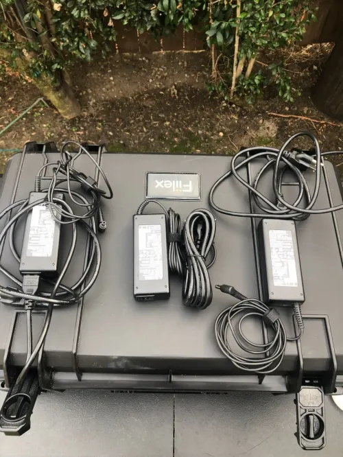 لأهل الإحتراف ومحبي التصوير  Fiilex k301 regroupe 3 projector vennue de france
