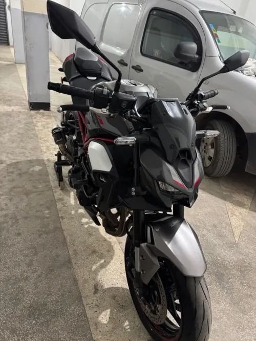 Kawasaki Z900 2025