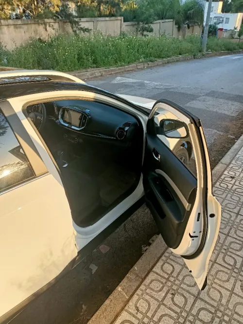 Kia KX1 2025 Kia KX1 Luxury