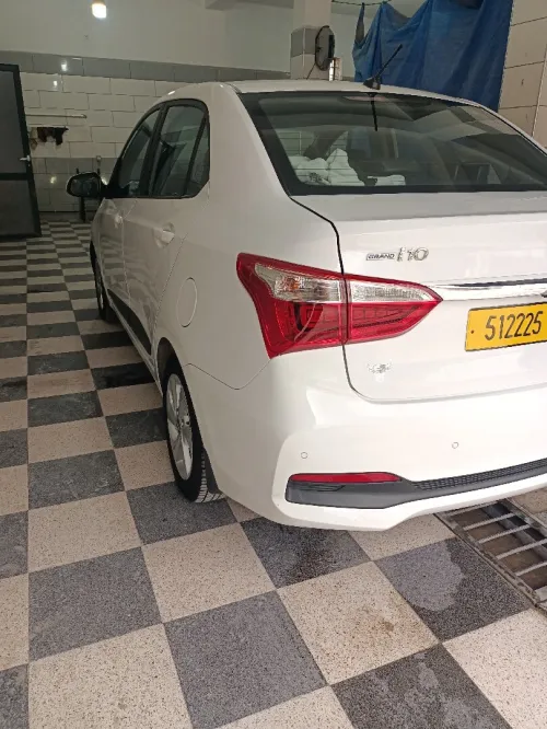 Hyundai Grand i10 Sedan 2019 DZ GLS 