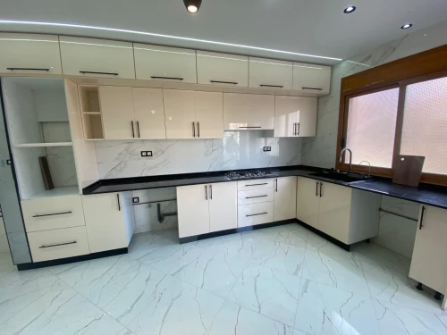 Cuisine équipé mdf h/gloss