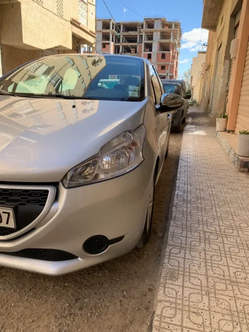 Peugeot 208 2015 Active