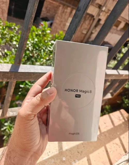 Honor 8 Magic pro 1TB ROM/16GB RAM