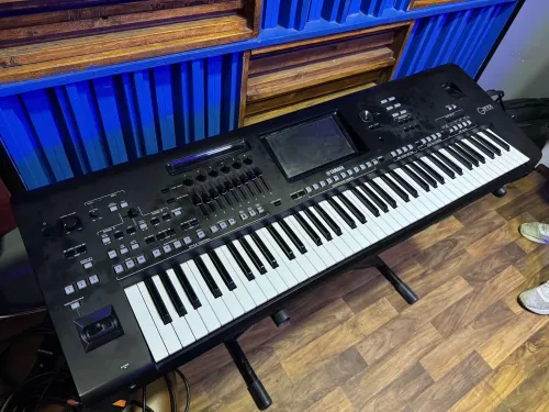 Yamaha genos