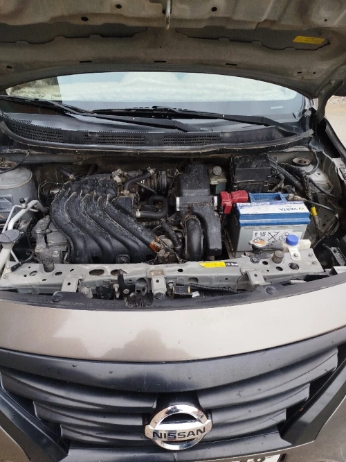 Nissan Sunny 2015 