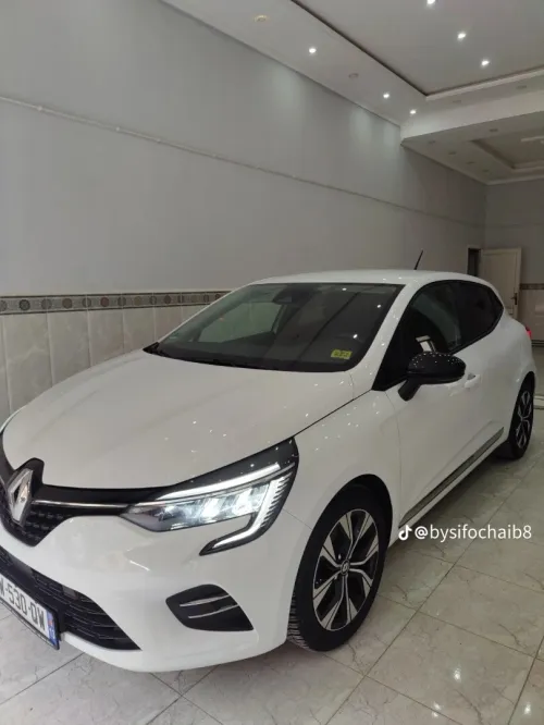 Renault Clio 5 2022 Antennes