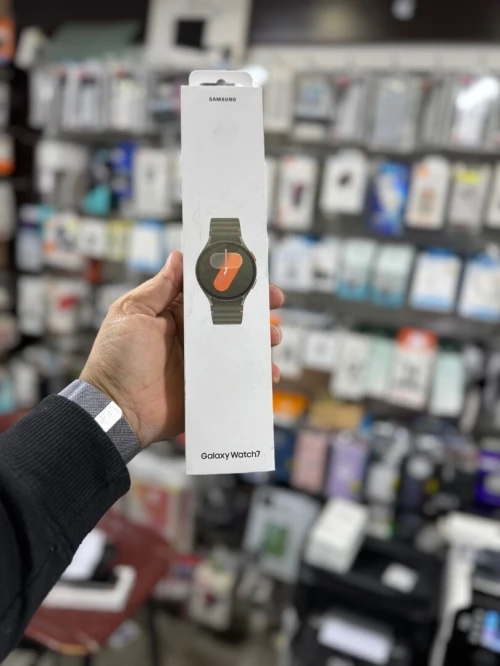 Watch 7 40mm