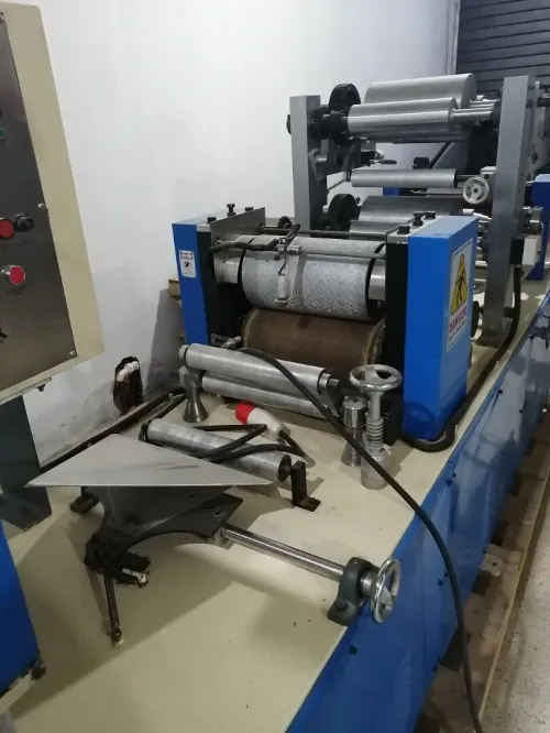 Machine serviette en papier avec Emballeuse