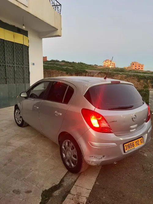 Opel Corsa 2012 