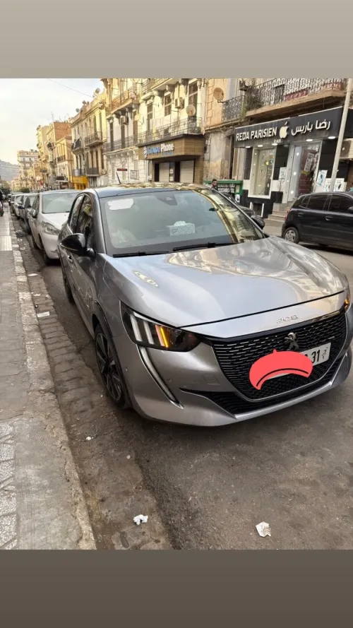 Peugeot 208 2023 GT