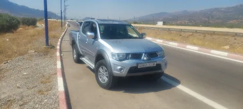 Mitsubishi L200 2013 Doube cabine Evolution