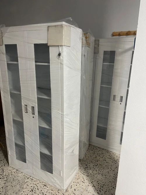 armoire métallique vitré a deux portes