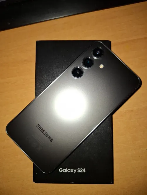 Samsung S24