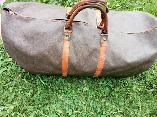 sac de voyage louis Vuitton original  a restaurer 