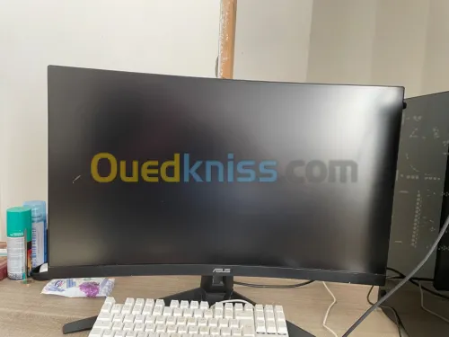 ÉCRAN ASUS TUF GAMING 165hz IPS 27 pouces incurvé 